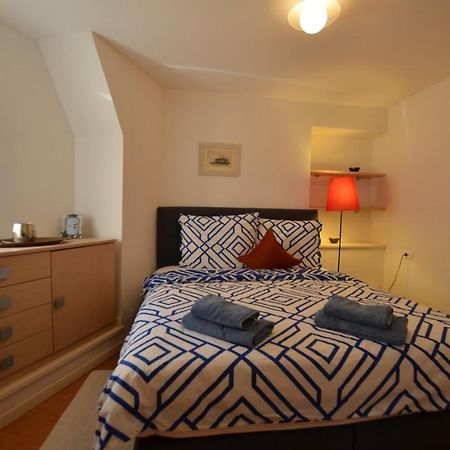Stella 2 Sea View Apartment Ровинь Экстерьер фото
